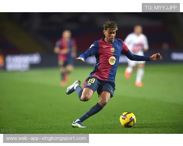 巴萨新领袖?亚马尔比赛中怒吼队友震惊全队 巴萨新领袖?亚马尔比赛中怒吼队友震惊全队