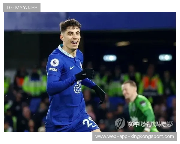 切尔西哈弗茨远射穿透人墙成功为球队得分